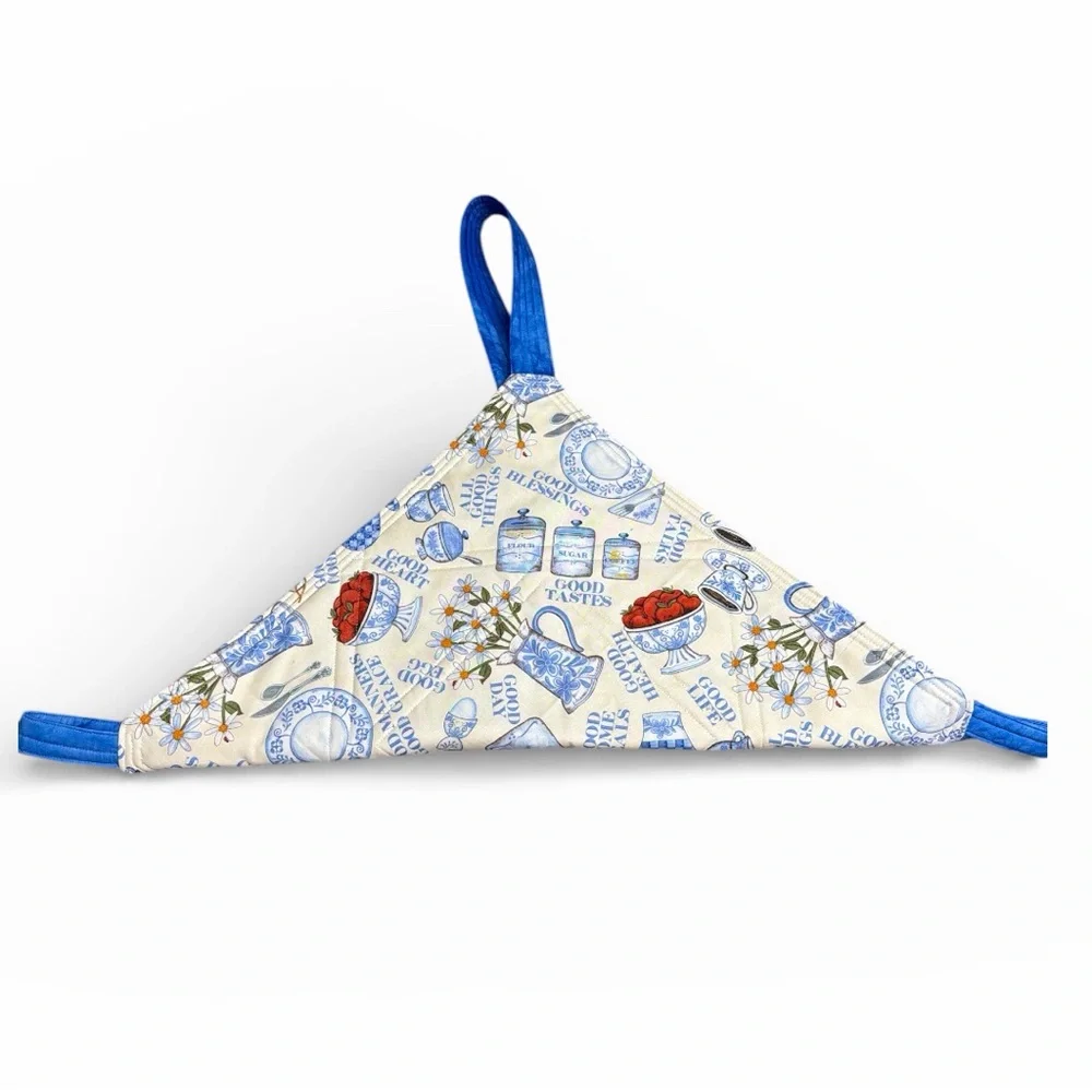 Casserole Dish Carrier Quilted and Reversible Pie Plate Carrier Blue Cream